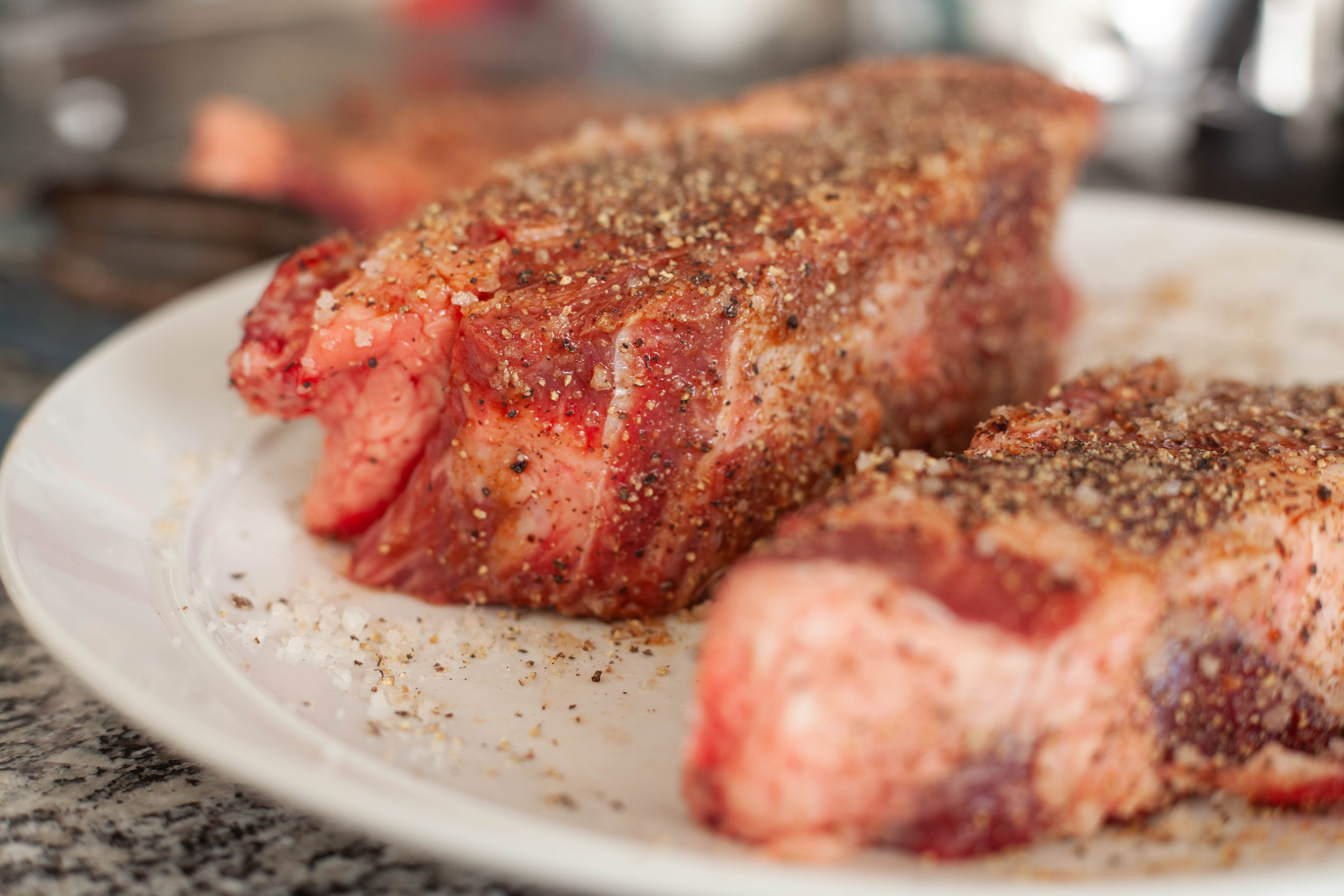 Bistec con Costra de Ajo y Pimienta