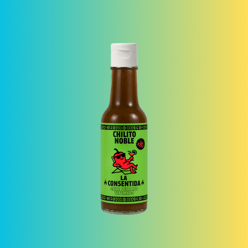 Botella de salsa Consentida Chilito Noble con sabor suave.